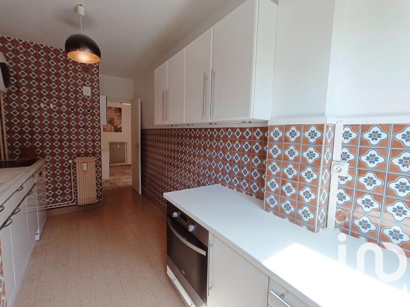 Appartement - 82 m² - 4 pièces