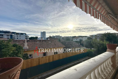 Villa - 200 m² - 5 pièces