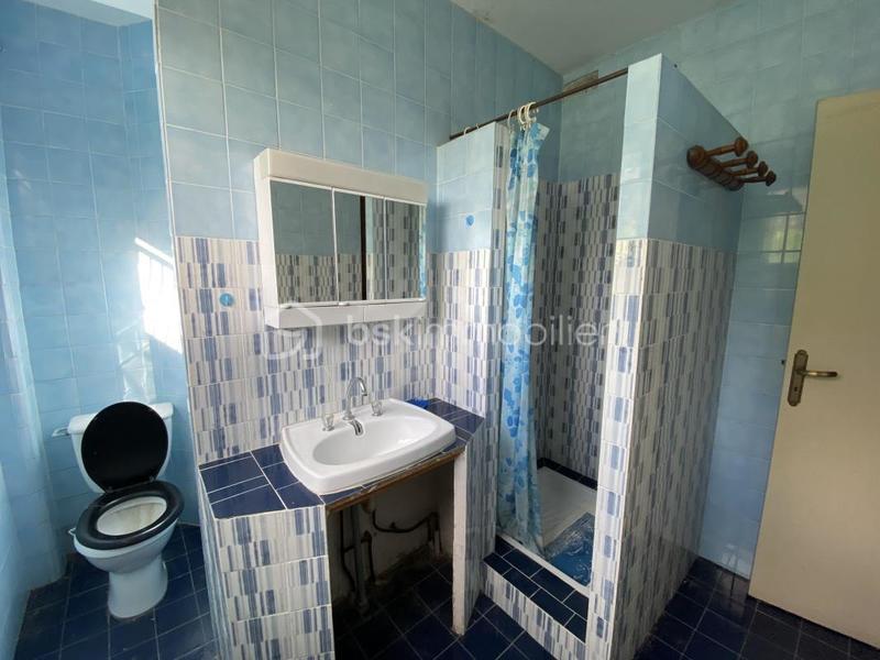 Propriété - 180 m² - 7 pièces