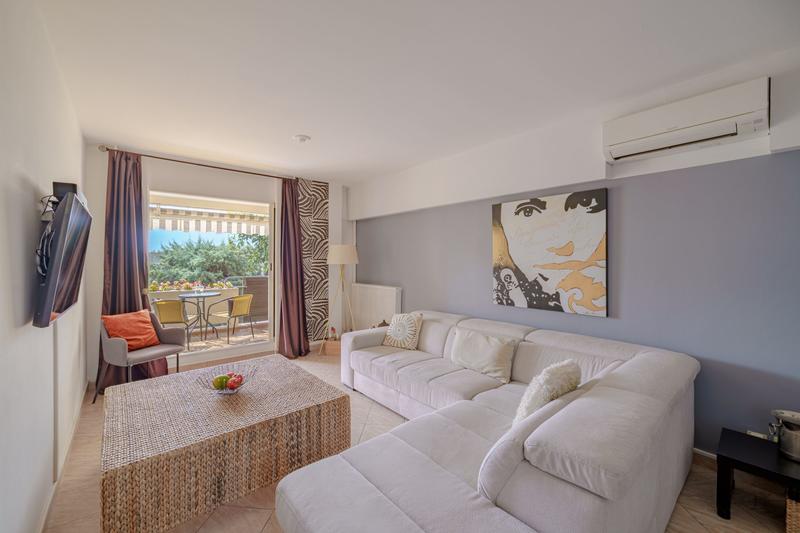 Appartement - 93 m² - 5 pièces