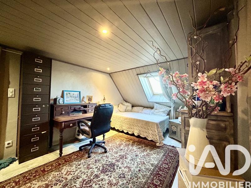 Maison - 143 m² - 5 pièces