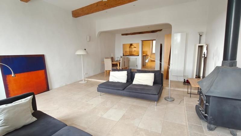 Maison - 205 m² - 5 pièces