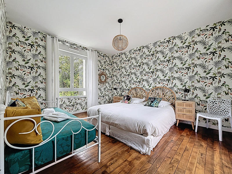 Maison - 408 m² - 11 pièces