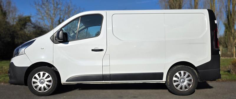 Renault Trafic 1° Main 1.6 dci 1000kg Grand Confort Entretenu chez Renault Attelage / Clim Régul