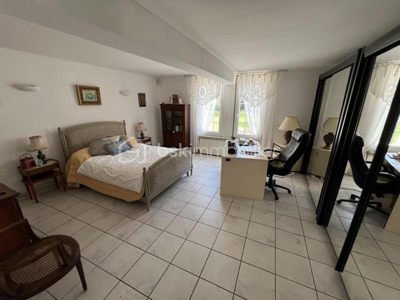 Maison - 170 m² - 5 pièces