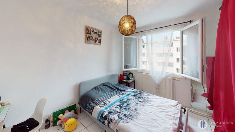 Appartement - 60 m² - 4 pièces