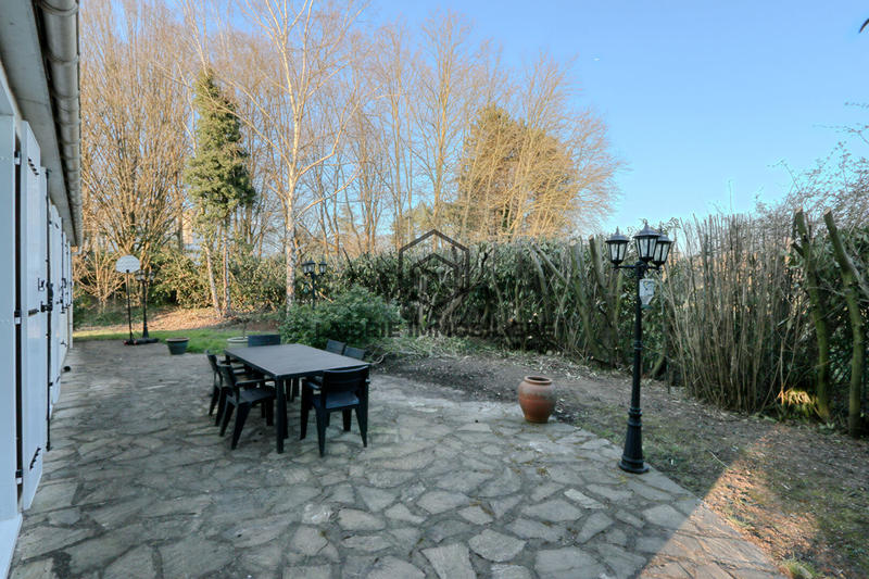 Maison - 193 m² - 7 pièces