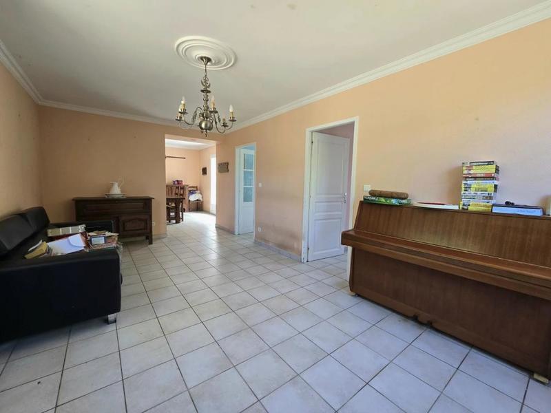 Pavillon - 138 m² - 7 pièces