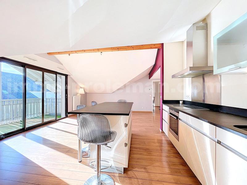 Appartement - 92 m² - 3 pièces