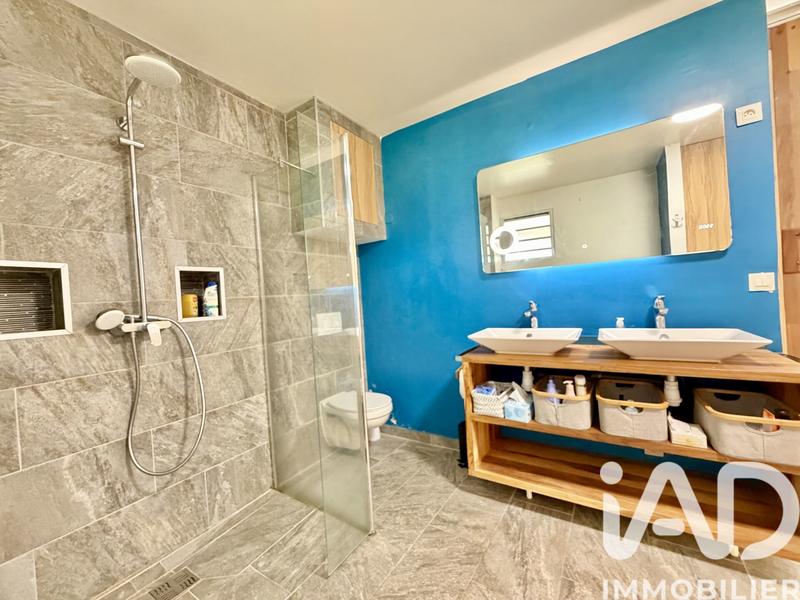 Maison - 98 m² - 4 pièces