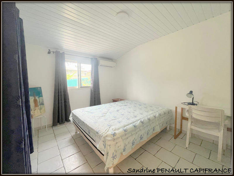 Villa - 221 m² - 7 pièces