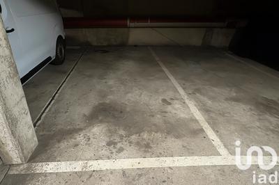 Parking - 11 m²