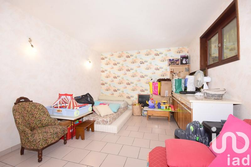 Maison - 187 m² - 9 pièces