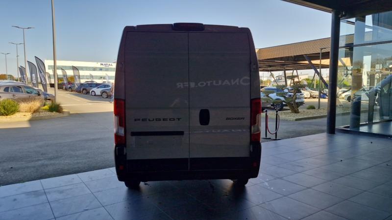 Peugeot Boxer Fourgon 3.0t l2h2 120 ss bvm6