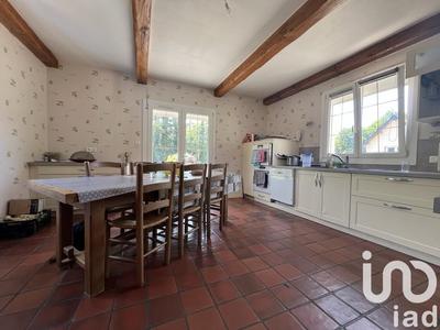 Maison - 227 m² - 7 pièces