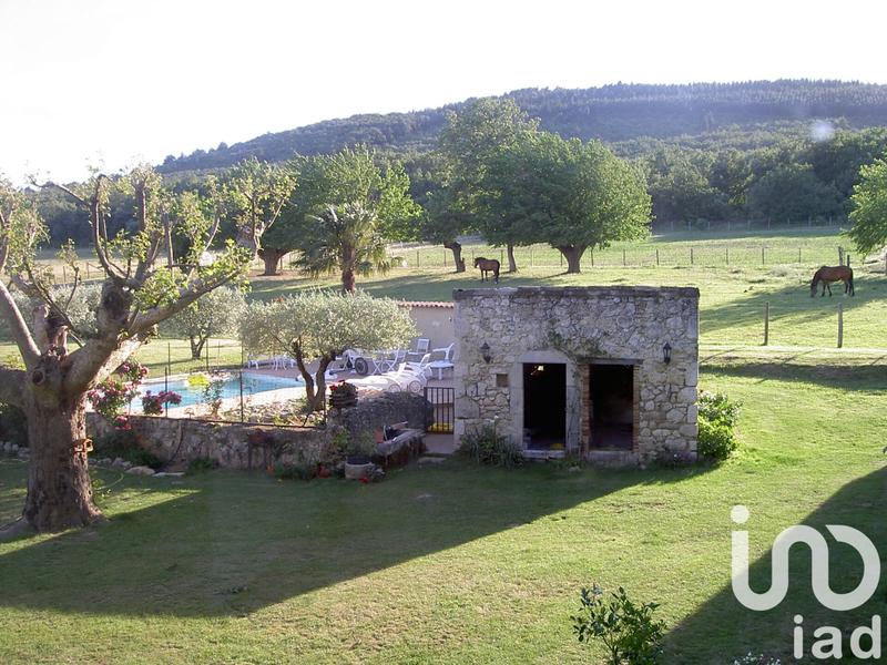 Maison - 289 m² - 6 pièces