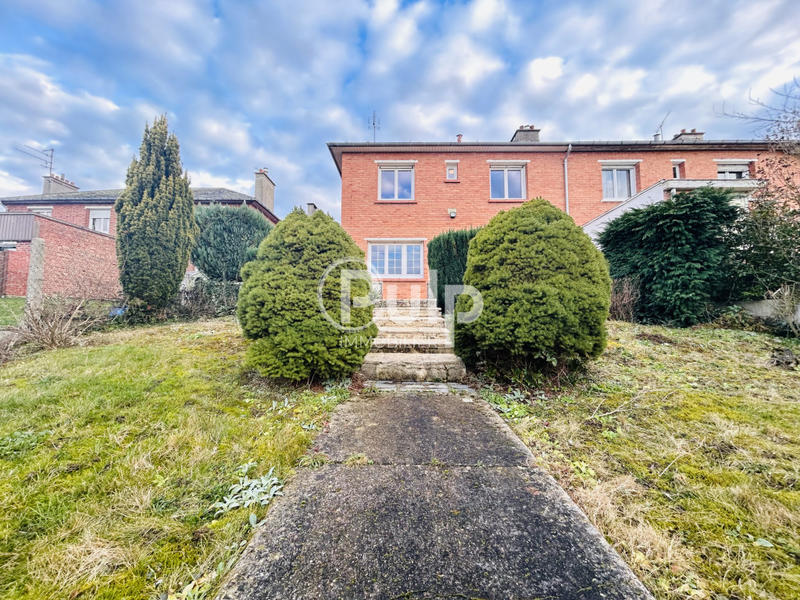 Maison - 83 m² - 5 pièces