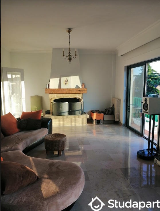 Chambre - 12 m² - 1 pièce