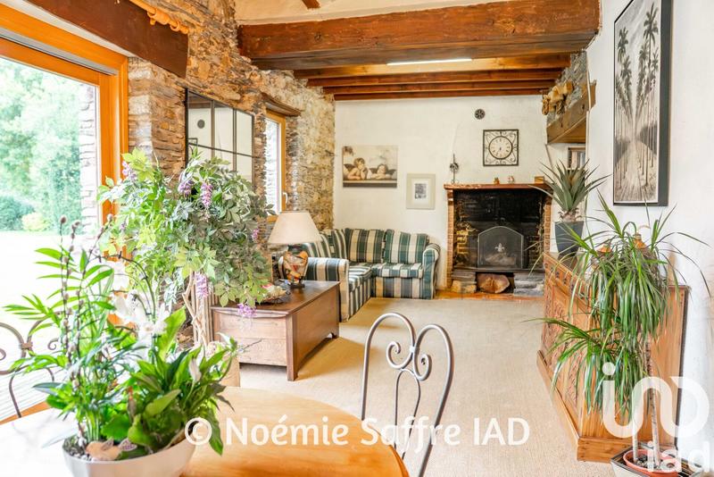 Maison - 236 m² - 7 pièces