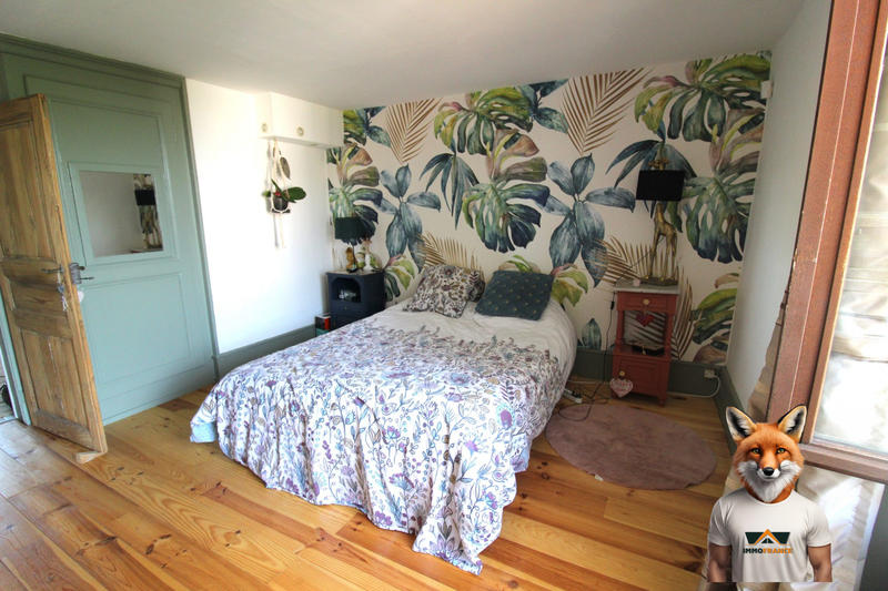 Maison - 236 m² - 10 pièces