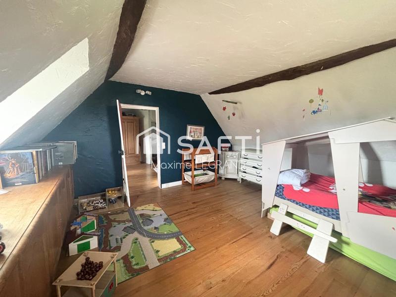 Maison - 92 m² - 5 pièces