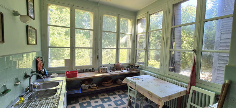 Maison - 222 m² - 9 pièces