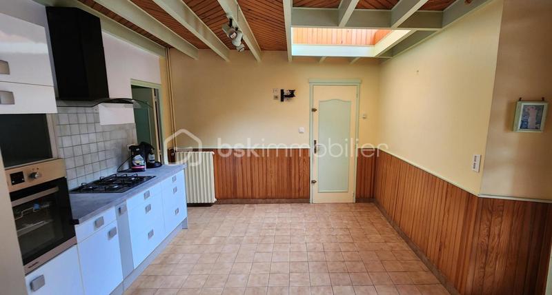 Corps de ferme - 140 m² - 4 pièces