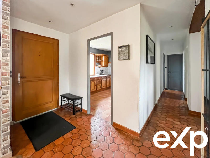 Maison - 104 m² - 6 pièces