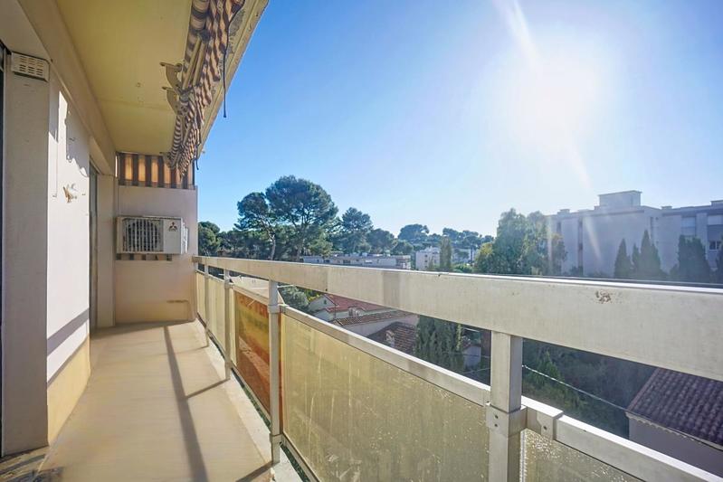 Appartement - 75 m² - 4 pièces