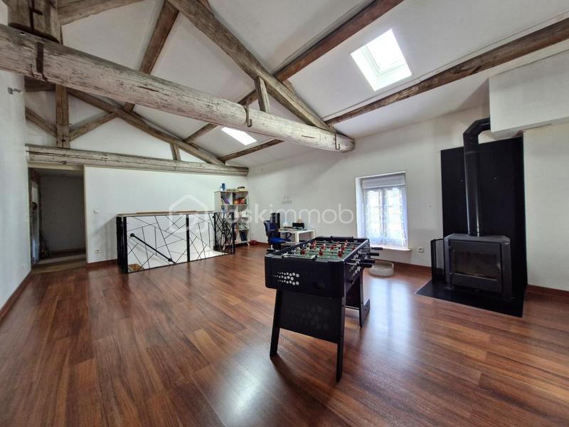 Maison de village - 239 m² - 9 pièces