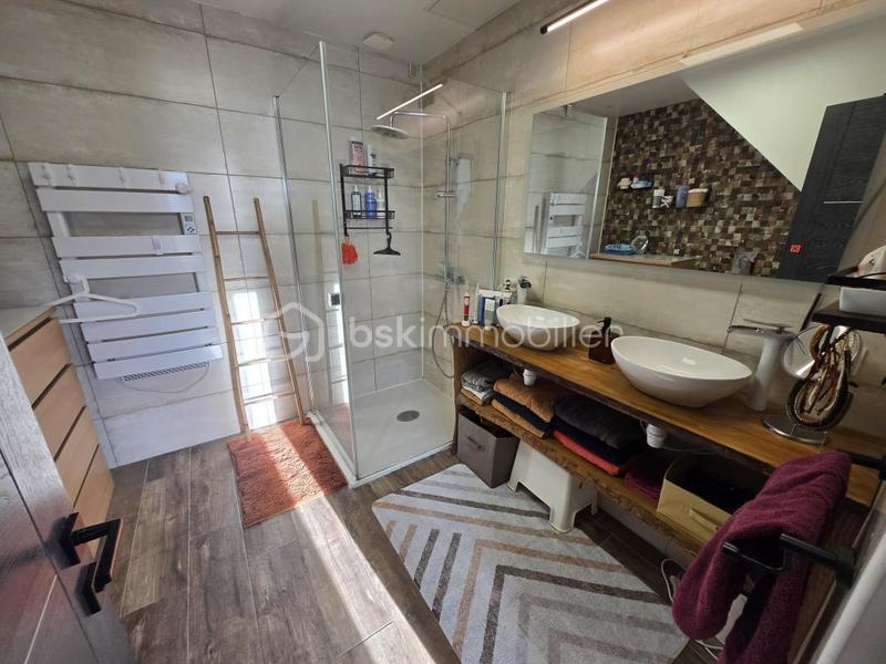 Maison en pierre - 201 m² - 6 pièces