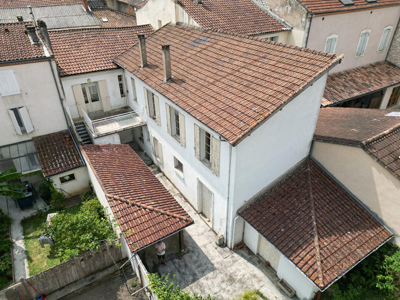 Maison - 175 m² - 7 pièces