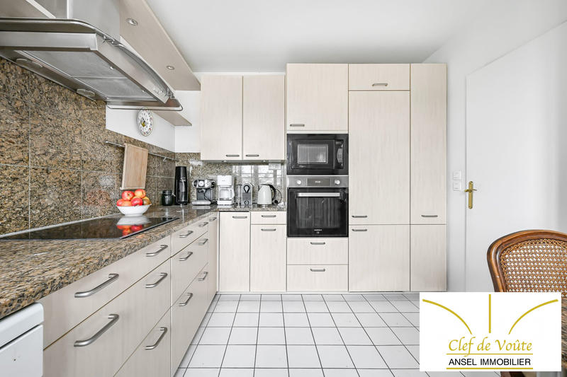 Appartement - 129 m² - 5 pièces