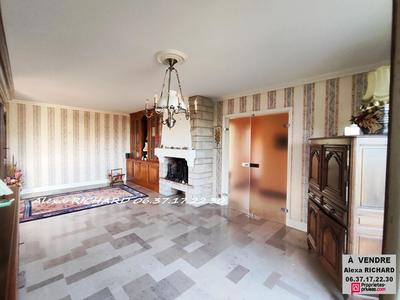 Maison - 137 m² - 6 pièces