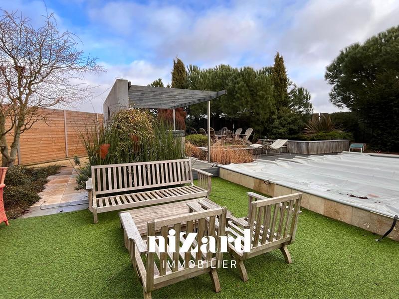 Local commercial - 820 m²