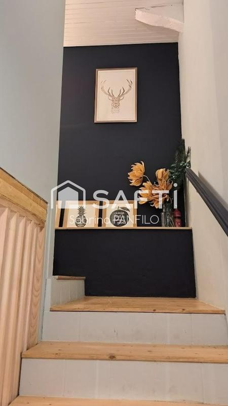 Maison - 200 m² - 9 pièces