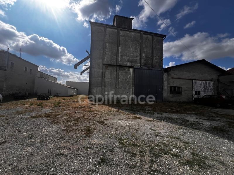 Grange - 280 m² - 2 pièces