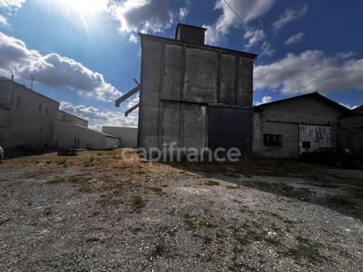 Grange - 280 m² - 2 pièces