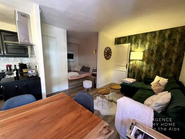 Appartement - 90 m² - 5 pièces