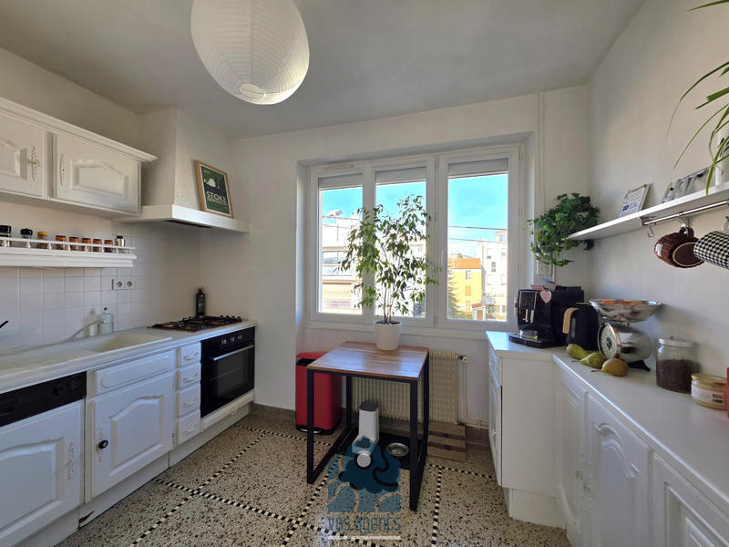 Appartement - 60 m² - 3 pièces