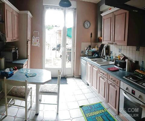 Maison de village - 134 m² - 8 pièces