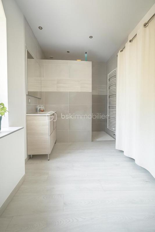 Corps de ferme - 140 m² - 6 pièces