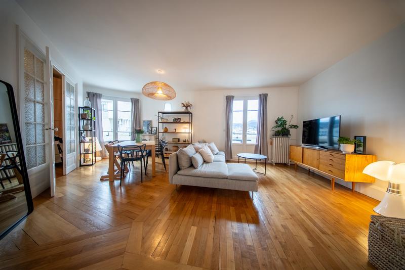 Appartement - 107 m² - 4 pièces