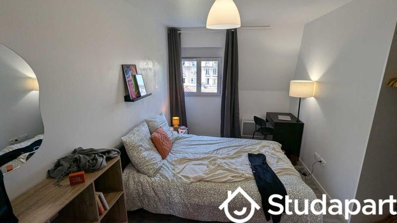 Chambre - 24 m² - 1 pièce