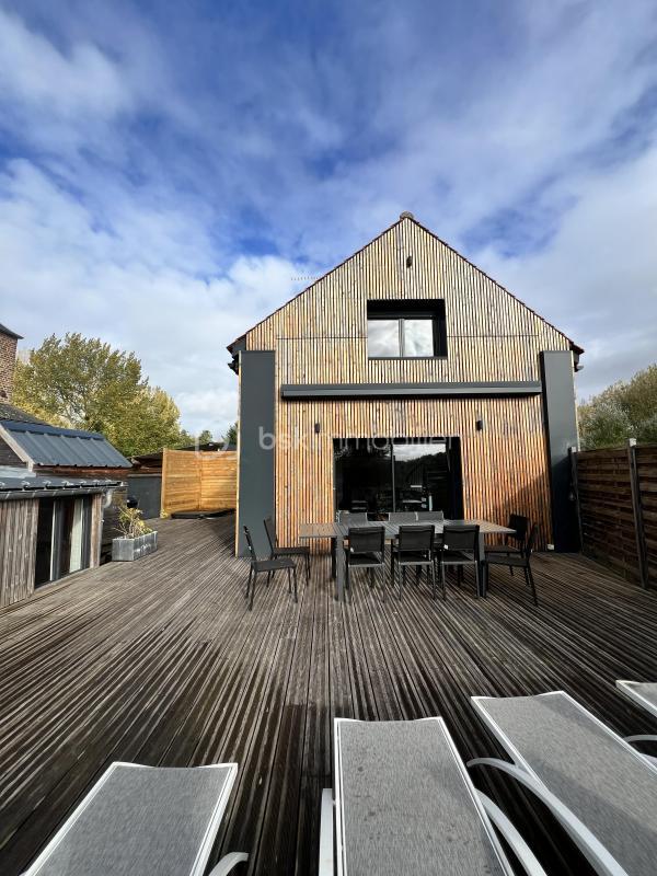 Maison - 140 m² - 4 pièces