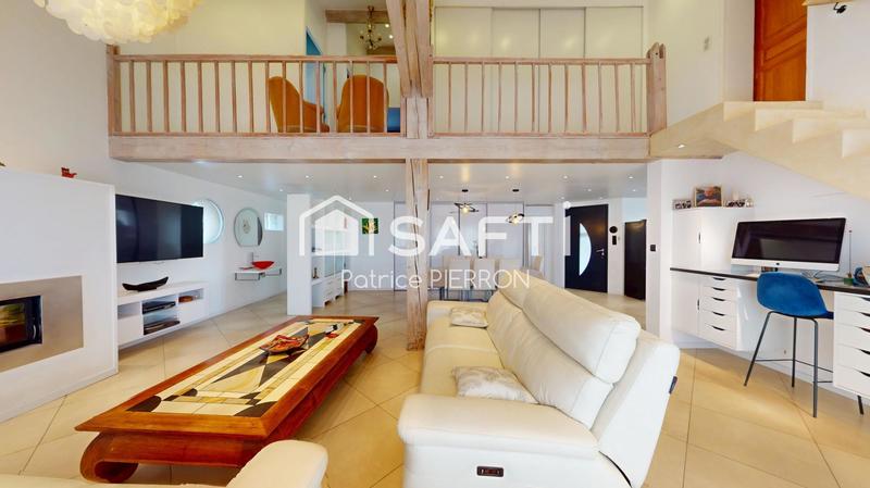 Maison - 258 m² - 10 pièces