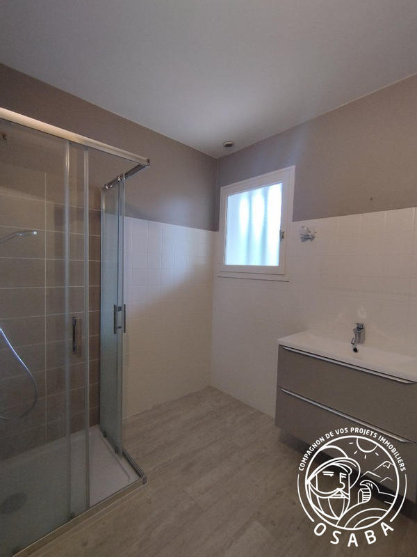 Maison traditionnelle - 180 m² - 6 pièces