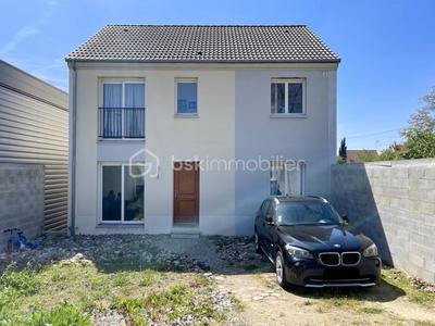 Maison - 109 m² - 5 pièces