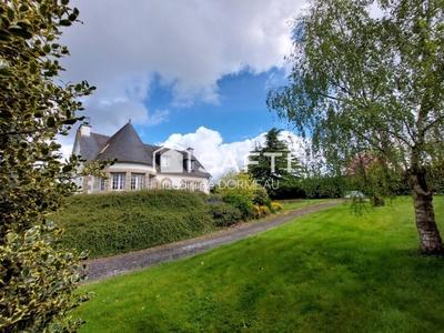 Maison - 162 m² - 6 pièces