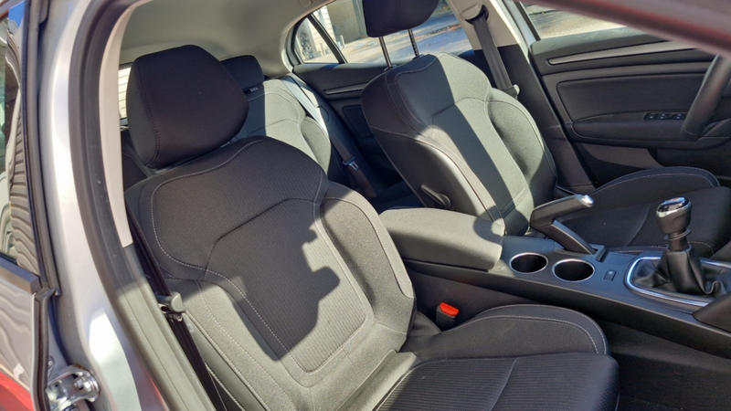 Renault Mégane IV Berline tce 115 fap - 21n business